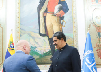 Maduro recibe al fiscal de la CPI antes del lanzamiento de un plan de trabajo conjunto