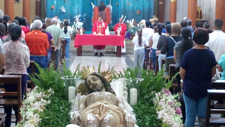 El martes santo, se ofició la misa Crismal en la Iglesia Catedral; misa y unción de enfermos (Fotos Douglas Abreu)