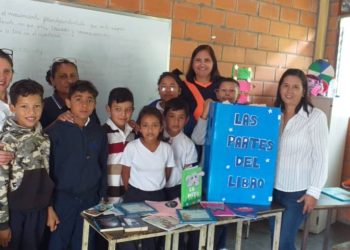 Biblioteca Óscar Sambrano celebró la semana del libro en Las Guayabitas