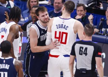 101-90. Doncic y los’Mavs’ reinan en un duelo feroz
