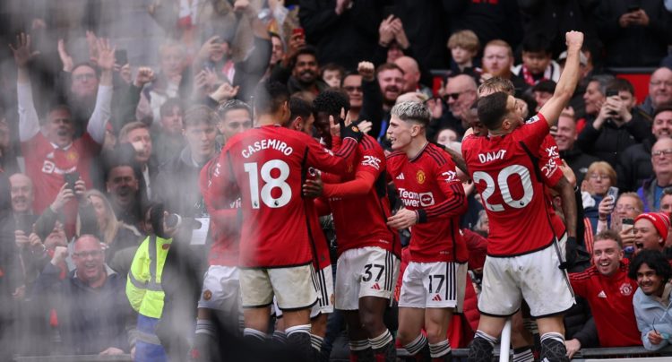 2-2. El orgullo del Manchester United incendia la Premier