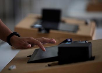 Suspenden voto electrónico en las elecciones en Panamá por la desconfianza de los partidos