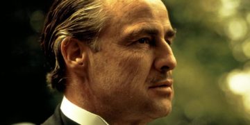 Marlon Brando, el rebelde que reinventó la actuación de Hollywood, cumple cien años
