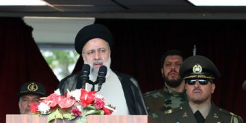 El presidente iraní asegura que su país es “invulnerable a las sanciones”