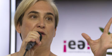 La exalcaldesa de Barcelona afirma que faltan políticas «de reparación» de la colonización