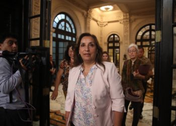 Boluarte pide a la Fiscalía que le tome declaración de «forma inmediata» por el caso de los relojes