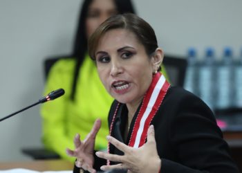 La suspendida fiscal general de Perú exige respeto al debido proceso en audiencia judicial
