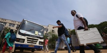 La India prepara la segunda fase electoral en la que Gandhi mide su popularidad