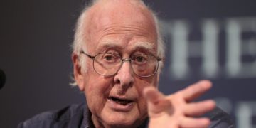 Fallece el británico Peter Higgs, descubridor del ‘bosón de Higgs’