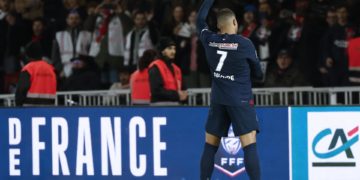 1-0. Mbappe mete al PSG a la final