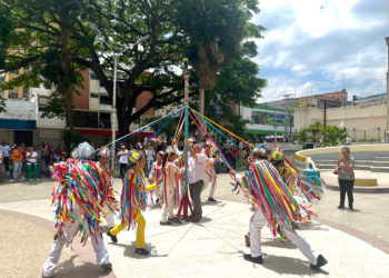 Cultores tomaron la plaza Bolívar de Valera durante jornada de registro de la Gran Misión Viva Venezuela