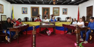 Concejo Municipal celebró el día del trabajador con sesión especial