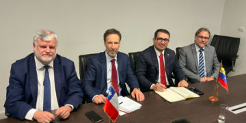 Encuentro entre fiscales de Chile y Venezuela por asesinato de Ronald Ojeda