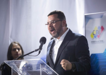 Antonio Ecarri exige a candidatos presidenciales un debate para dar a conocer propuestas