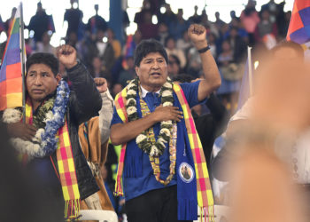 Expresidentes Alberto Fernández y Evo Morales encabezan misión electoral en México