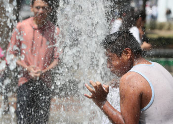 La tercera onda de calor causa temperaturas mayores a 45 grados en 12 estados de México