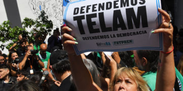 El Gobierno de Milei suspende temporalmente webs y redes sociales de los medios públicos