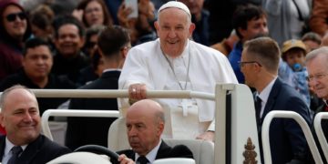El papa dice que la economía liberal no acepta «la justicia social»