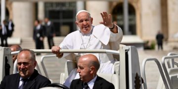 El papa «es fuerte y está preparado» para el Jubileo, que atraerá a 32 millones de fieles