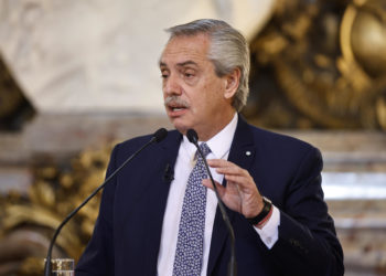 Alberto Fernández acusa a Milei de lastimar la relación con España y otros países