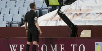 La Premier League se inclina a mantener el VAR
