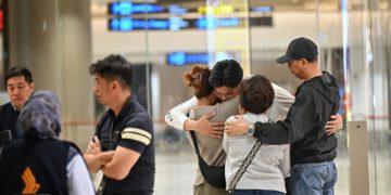 Veinte pasajeros del vuelo de Singapore Airlines se encuentran en cuidados intensivos