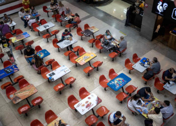 La «alta» carga fiscal de las empresas venezolanas está en aumento