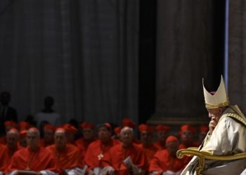 El papa pide que el Jubileo sea tiempo para la paz y que se condone la deuda a los países más pobres
