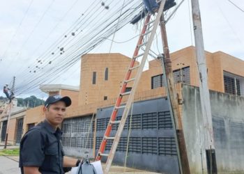 Concejal Luis Daniel Reyes: Luminarias instaladas en la Av. Bolívar superan los 4 millones de bolívares
