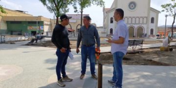 Concejal de Valera Luis Daniel Reyes supervisó la obra de la Plaza San Pedro