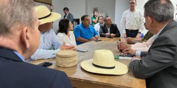 Alcaldes de Trujillo dieron respaldo a Edmundo González