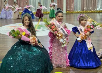 Glamour, simpatía y ternura se vivió en el certamen Reinas del Café Boconó