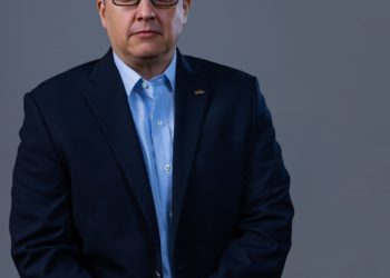 PIZZOLANTE y ARAL Comunicaciones firman alianza para potenciar el mercado peruano