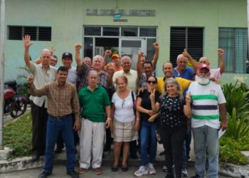 Jubilados y Pensionados entregan documento en busca de mejoras socioeconómicas