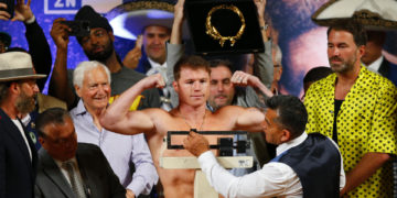 ‘Canelo’ Álvarez defenderá sus títulos en Las Vegas ante el invicto Munguía