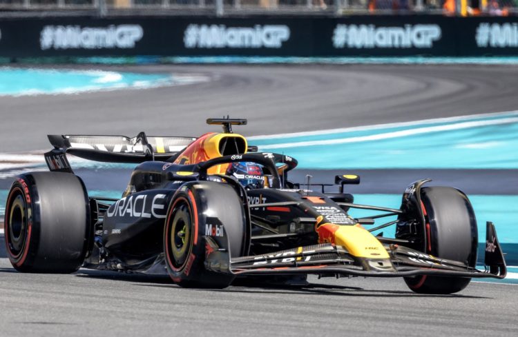 El piloto de F1 de Red Bull Racing Max Verstappen, de Países Bajos, firmó su firma su sexta pole position de la temporada en el GP de Miami. EFE/EPA/CRISTOBAL HERRERA-ULASHKEVICH