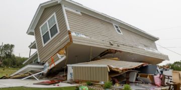 Al menos 23 muertos por tormentas en EE.UU., donde se esperan más tornados y lluvias