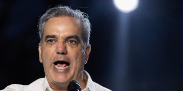Luis Abinader, el presidente que camina cómodo hacia la reelección en República Dominicana