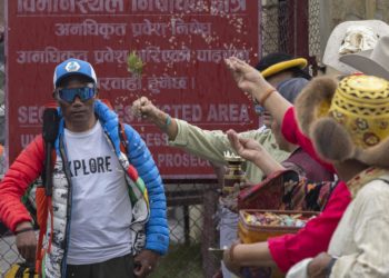 Kami Rita, tras coronar el Everest por 30 vez: «Estoy cansado, pero no voy a retirarme»