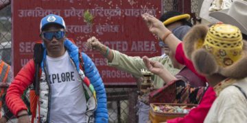 Kami Rita, tras coronar el Everest por 30 vez: «Estoy cansado, pero no voy a retirarme»