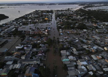 ACNUR alerta sobre situación de refugiados de Venezuela y Haití en área inundada de Brasil