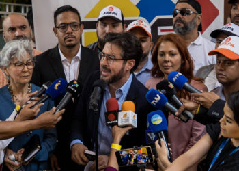 Candidato Daniel Ceballos propone un «acuerdo de unidad nacional» de cara a elecciones