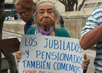 Empresas privadas aportarán 9 % de nómina de trabajadores para pensiones