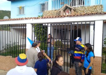 Burbusay selló compromiso con La Unidad y Edmundo González