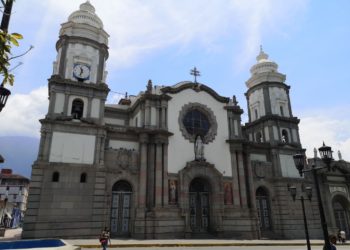 Basílica Menor Catedral Metropolitana de Mérida celebró 64 años de Consagración