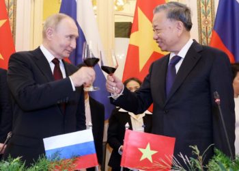Putin no descarta suministrar armas a Corea del Norte como hace la OTAN en Ucrania