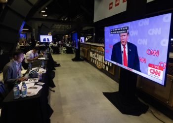 Medios de EEUU preocupados por capacidad de Biden y señalan a Trump ganador del debate