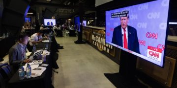 Medios de EEUU preocupados por capacidad de Biden y señalan a Trump ganador del debate