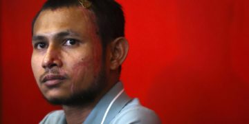 El futbolista malasio atacado con ácido: «Espero volver a jugar en unos meses»