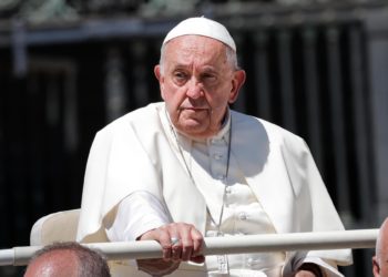El papa lamenta que un bien común como el agua se use para la explotación o extorsión